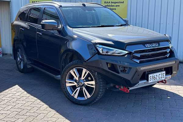 2023 Isuzu MU-X LS-T