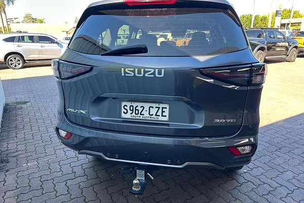 2023 Isuzu MU-X LS-T thumb-8