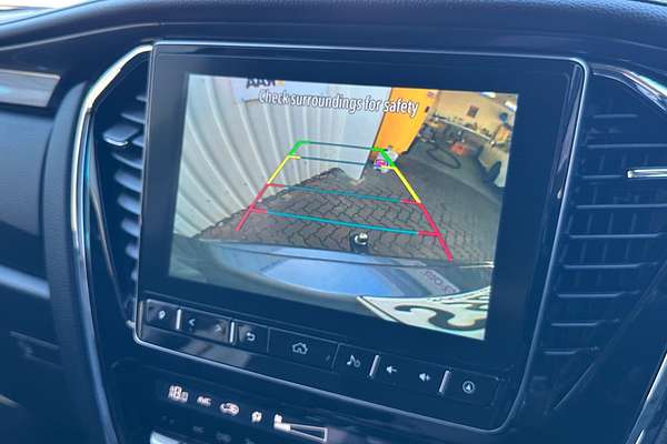 2023 Isuzu MU-X LS-T thumb-26