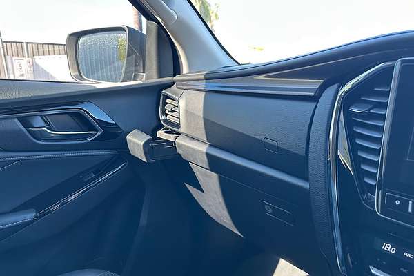 2023 Isuzu MU-X LS-T thumb-29