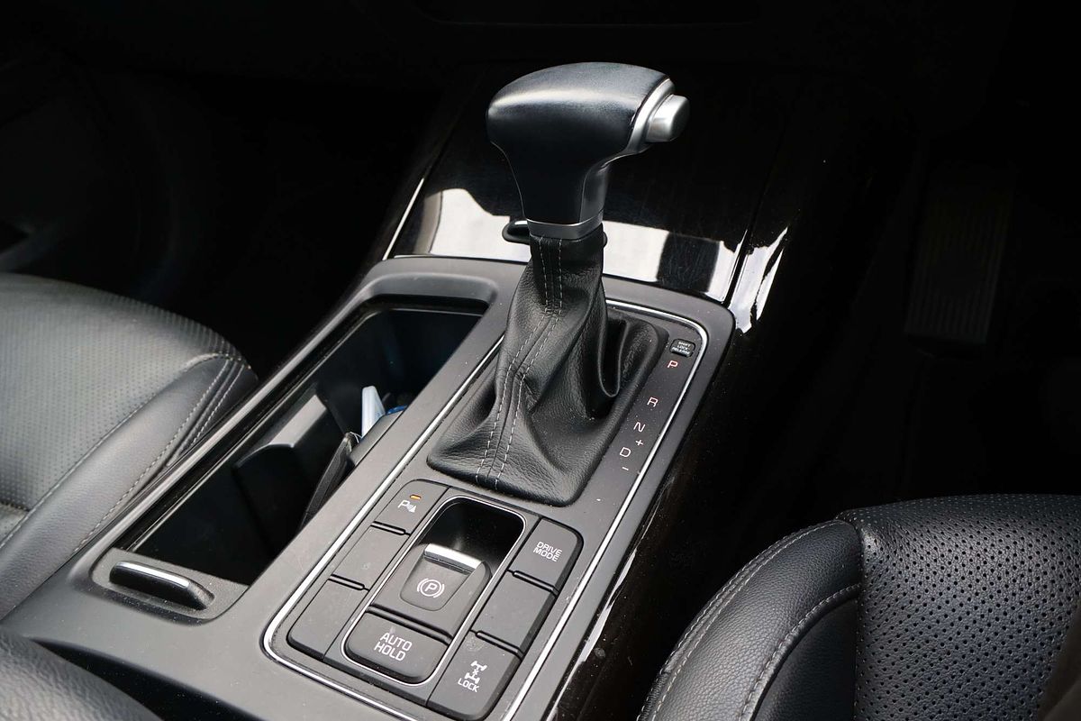 2019 Kia Sorento SLi UM