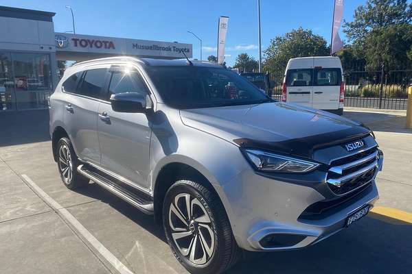 2021 Isuzu MU-X LS-T