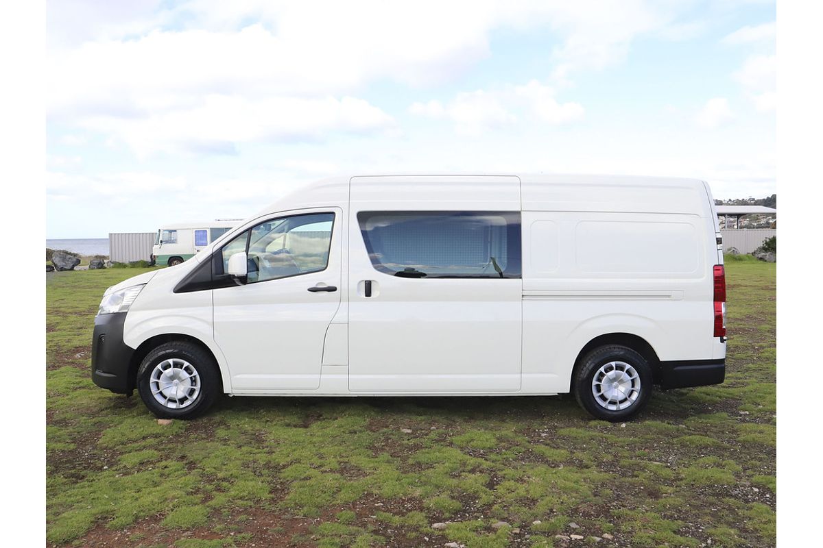 Hiace Van SLWB 2.8L T Diesel Automatic 9639220 005