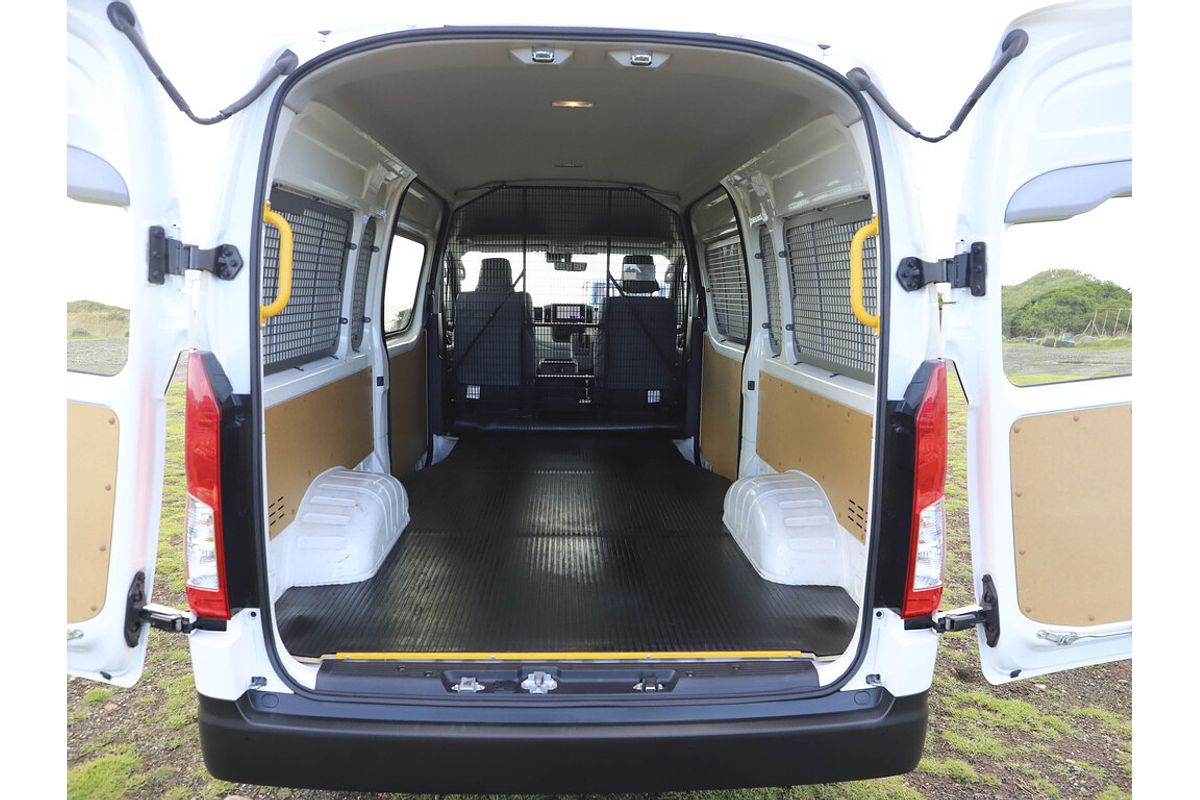 Hiace Van SLWB 2.8L T Diesel Automatic 9639220 005