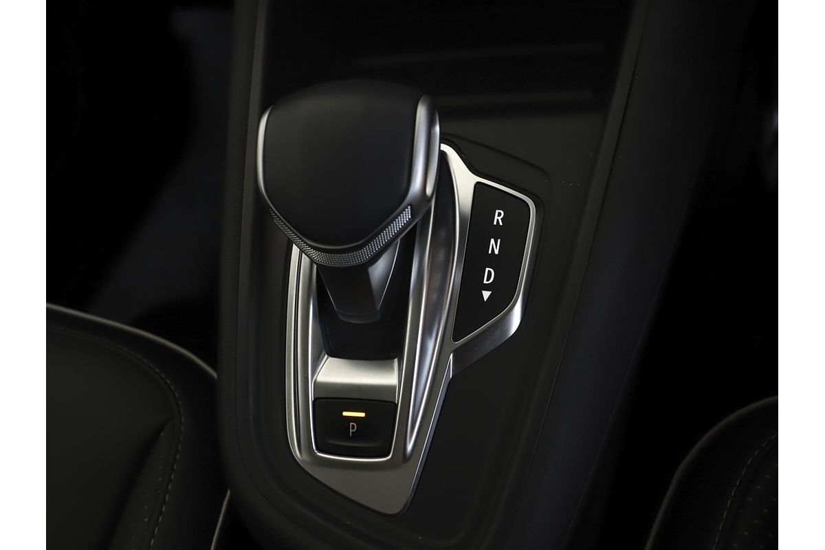 2022 Captur Intens 1.3L Petrol EDC (CP1STAMNHA6C)