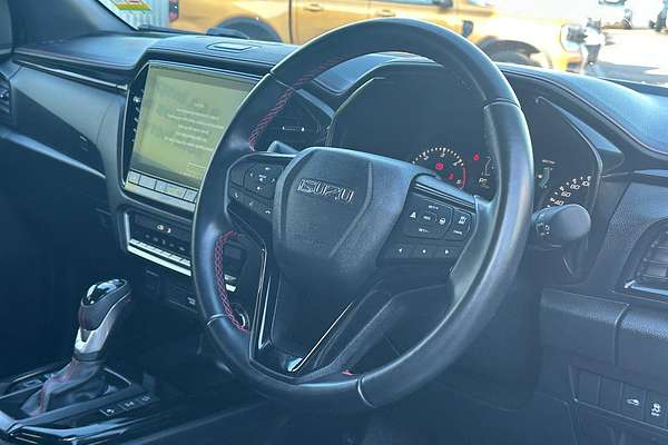 2023 Isuzu D-MAX X-TERRAIN 4X4 thumb-3