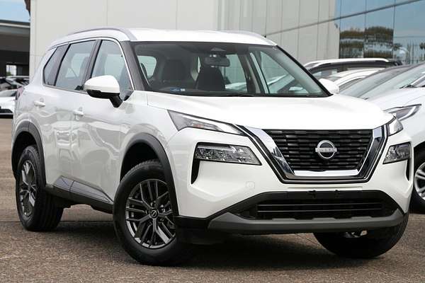 2024 Nissan X-TRAIL ST T33