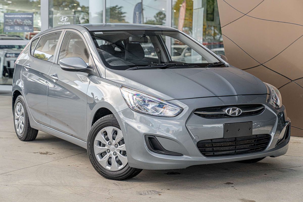 2017 Hyundai Accent Active RB4