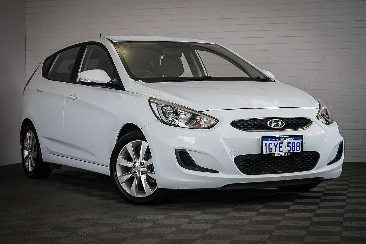 2018 Hyundai Accent Sport RB6