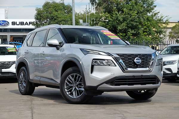 2025 Nissan X-TRAIL ST T33