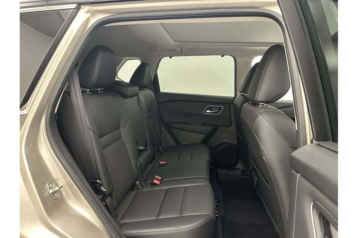 Nissan X-TRAIL 4WD Ti e-POWER MY26