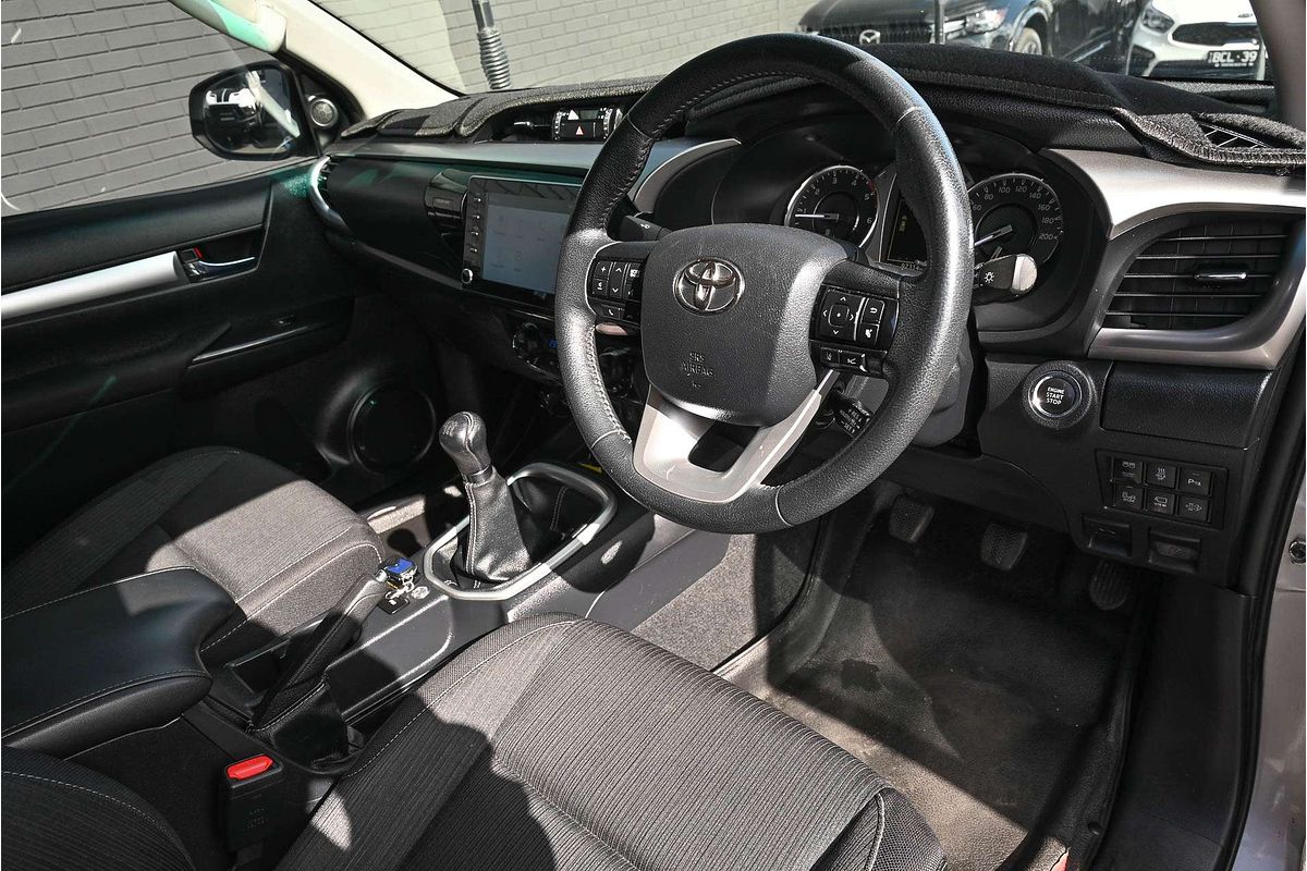 2022 Toyota Hilux SR5 GUN126R 4X4