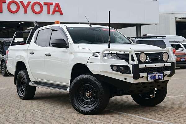 2022 Mitsubishi Triton GLX+ MR 4X4