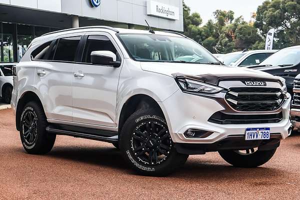 2023 Isuzu MU-X LS-T