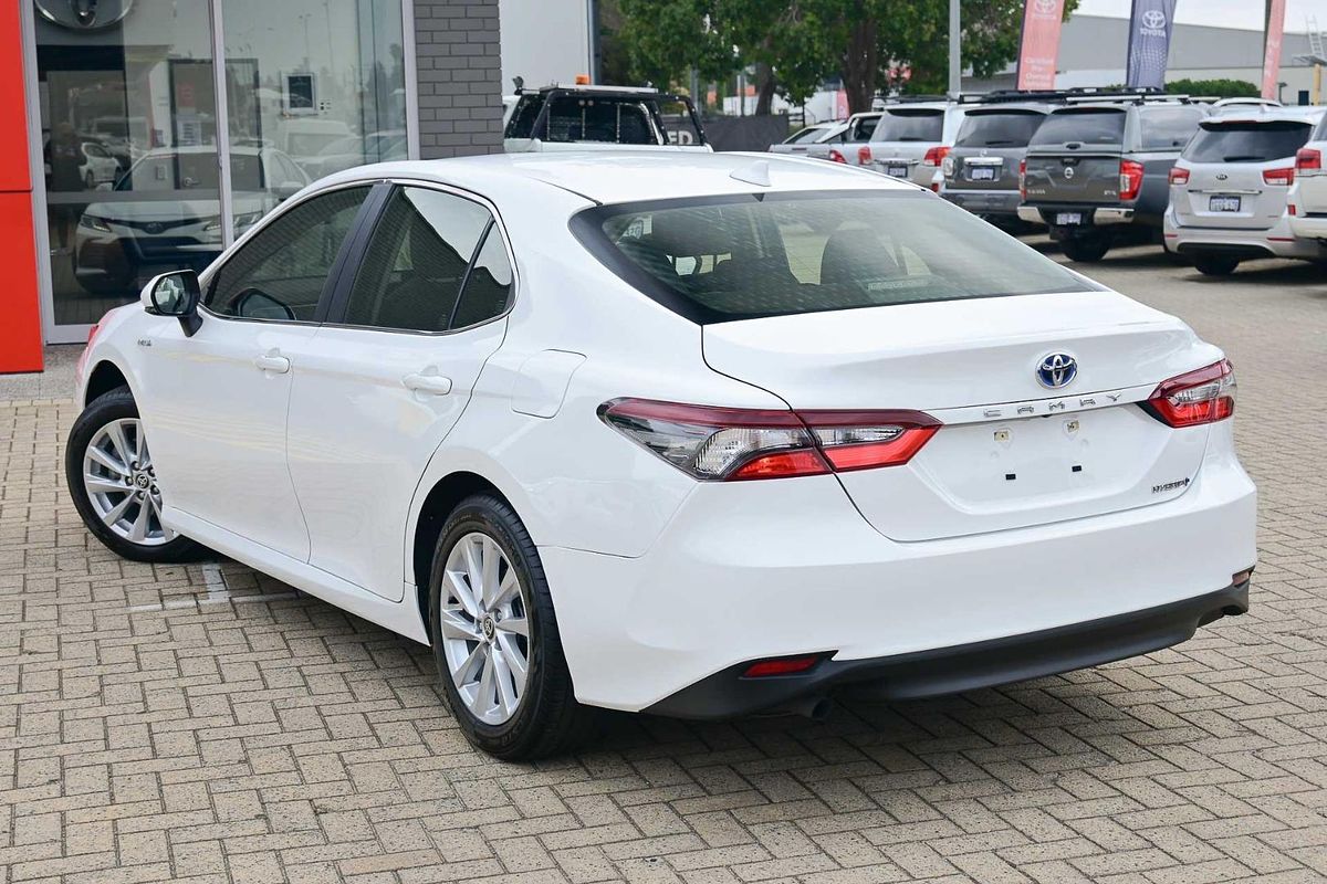 2021 Toyota Camry Ascent AXVH70R
