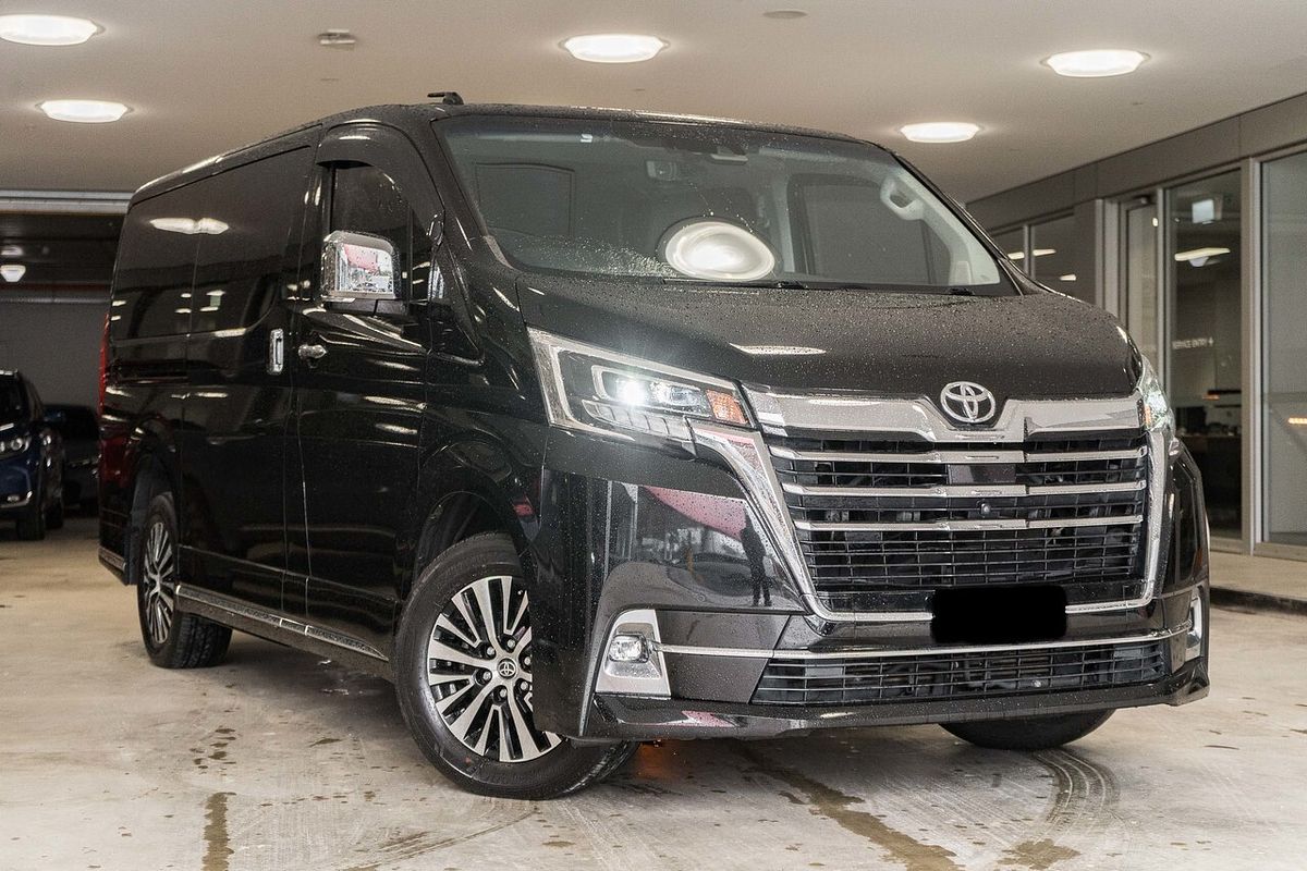2019 Toyota Granvia VX GDH303R