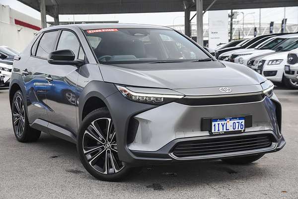 2024 Toyota bZ4X XEAM10R