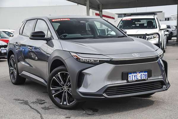 2024 Toyota bZ4X XEAM10R