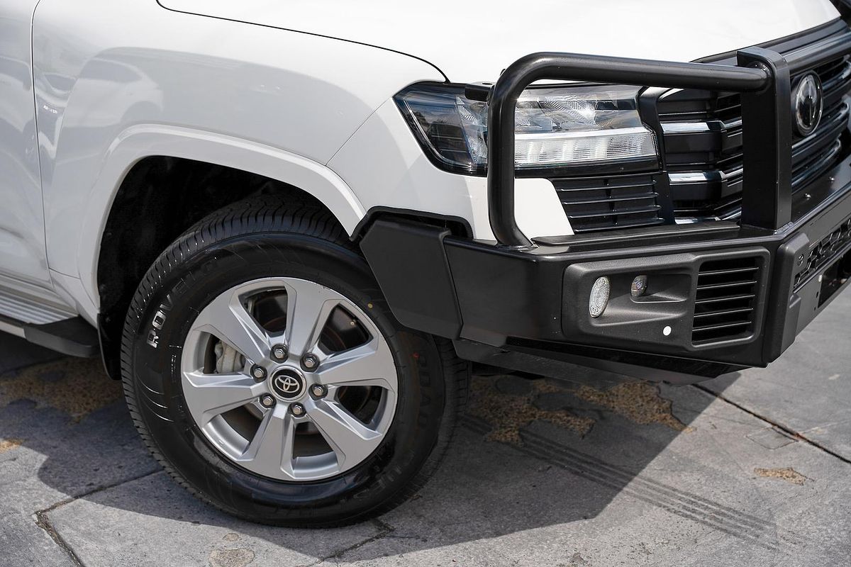 2024 Toyota Landcruiser GXL FJA300R