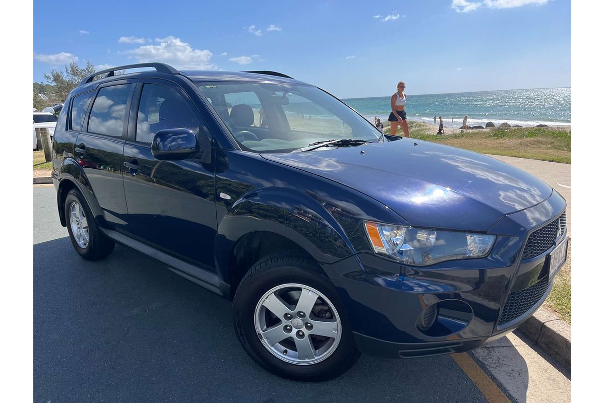 2010 Mitsubishi Outlander LS ZH