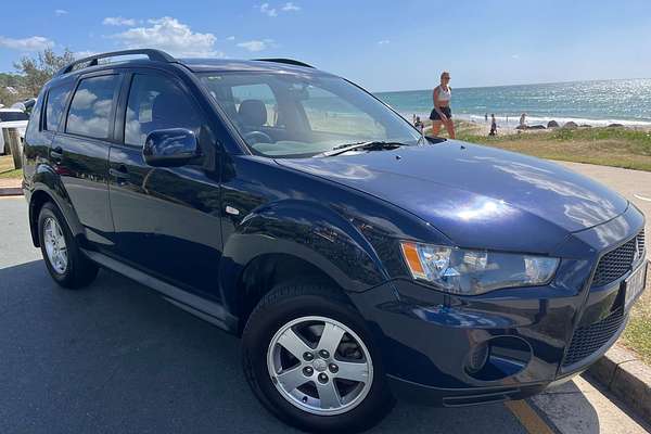2010 Mitsubishi Outlander LS ZH