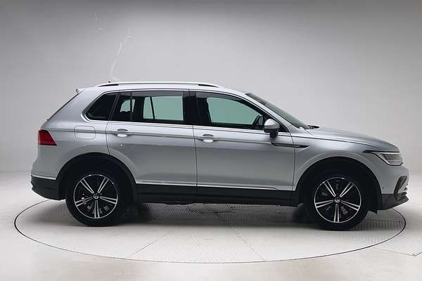 2022 Volkswagen Tiguan 132TSI Life 5N thumb-8