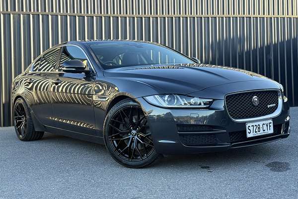 2015 Jaguar XE 20t Prestige X760