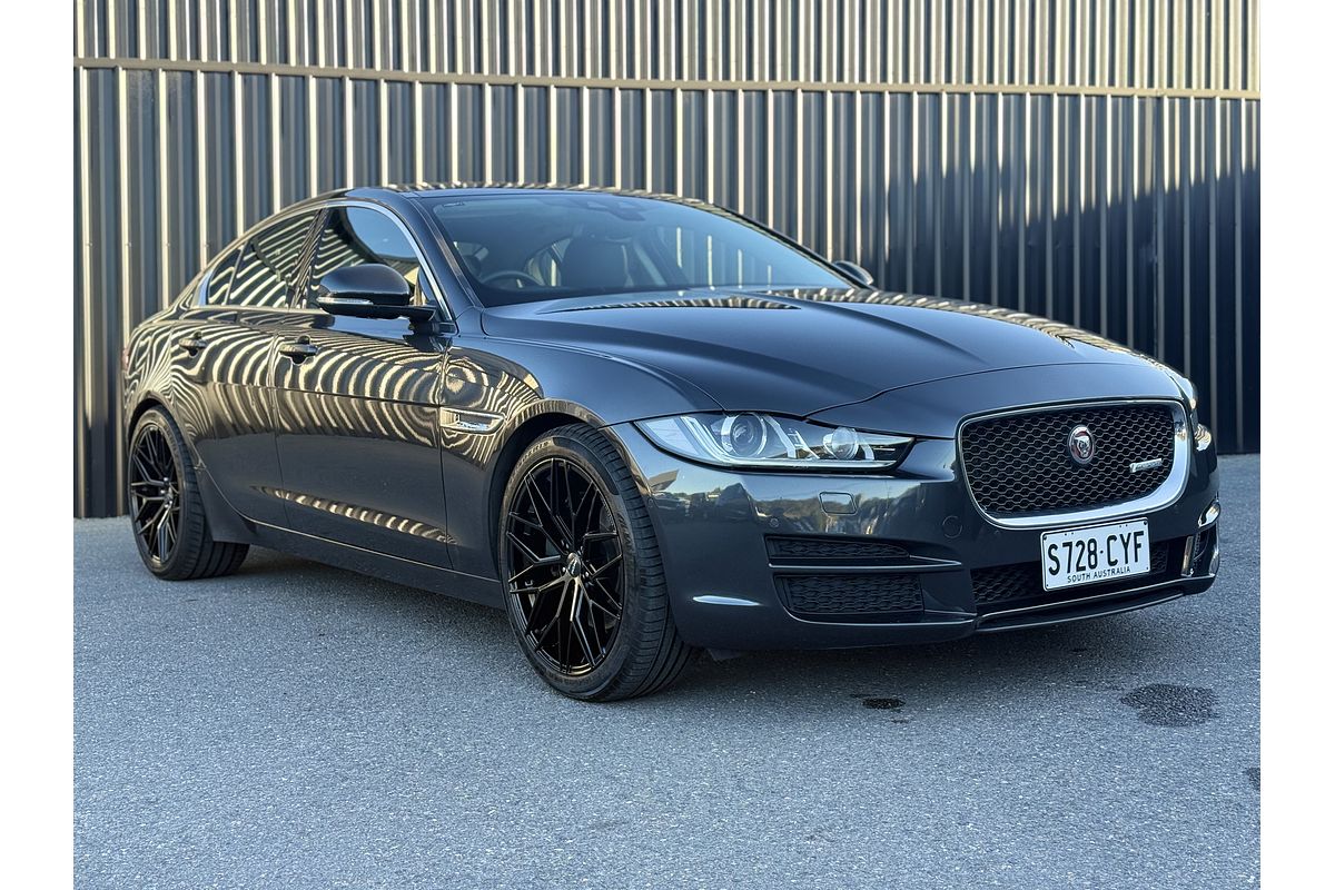 2015 Jaguar XE 20t Prestige X760