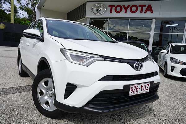 2017 Toyota RAV4 GX ASA44R