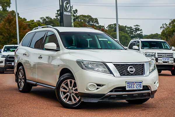 2016 Nissan Pathfinder ST R52