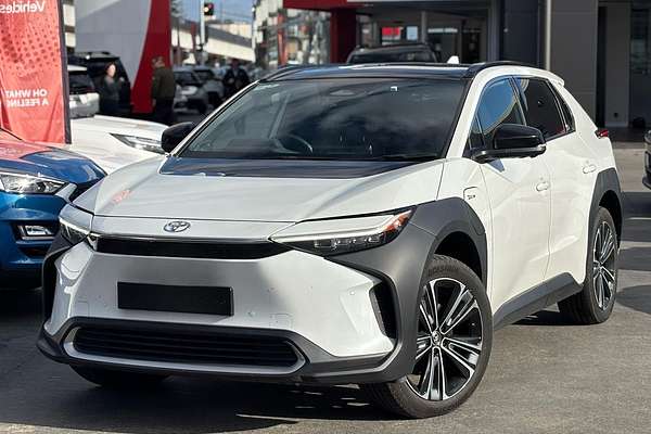 2024 Toyota bZ4X YEAM15R