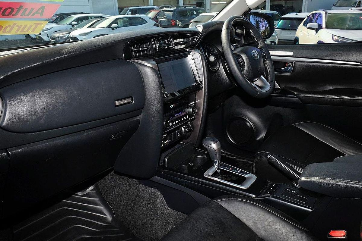 2023 Toyota Fortuner GXL GUN156R