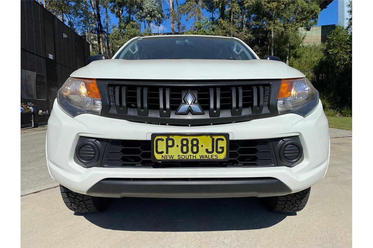 2017 Mitsubishi Triton GLX MQ 4X4