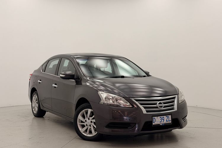 2013 Nissan Pulsar Ti B17