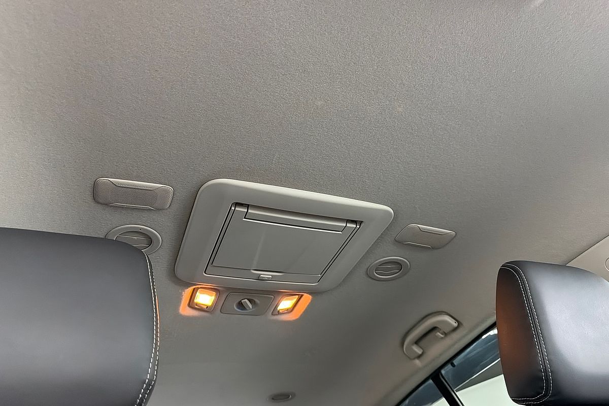 2018 Isuzu MU-X LS-T