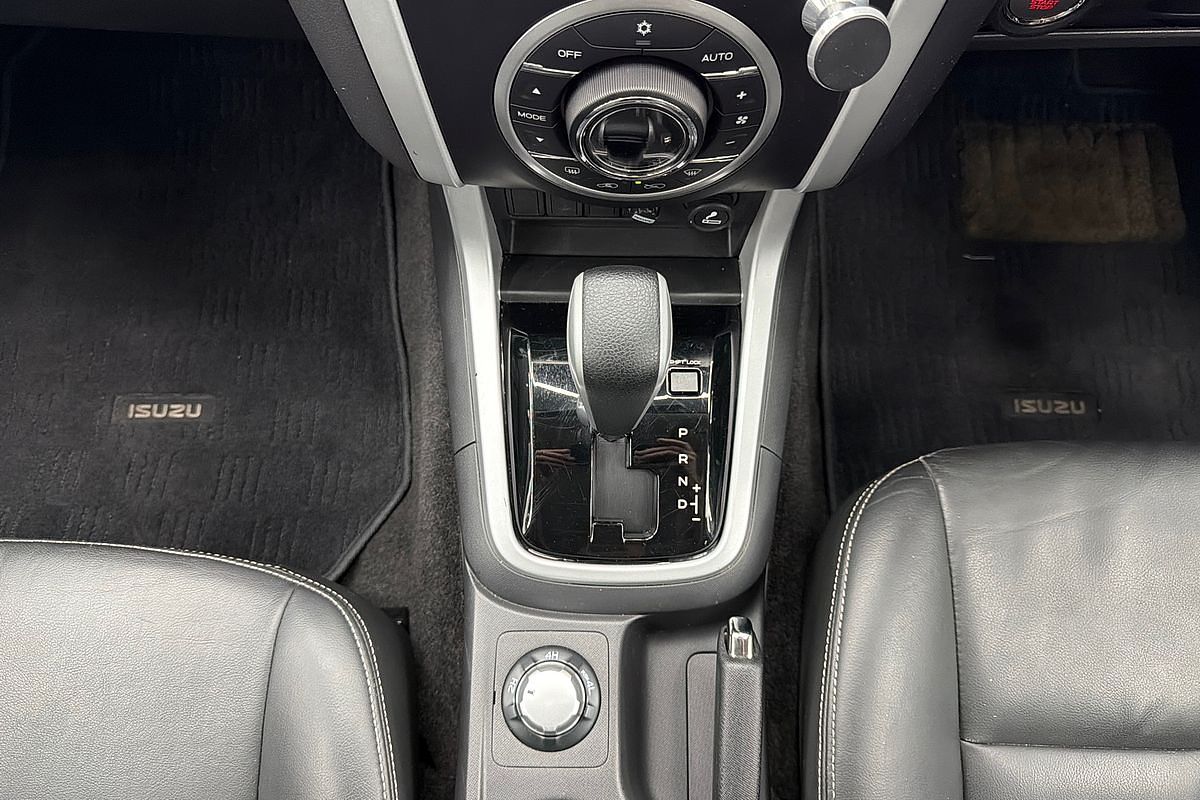 2018 Isuzu MU-X LS-T