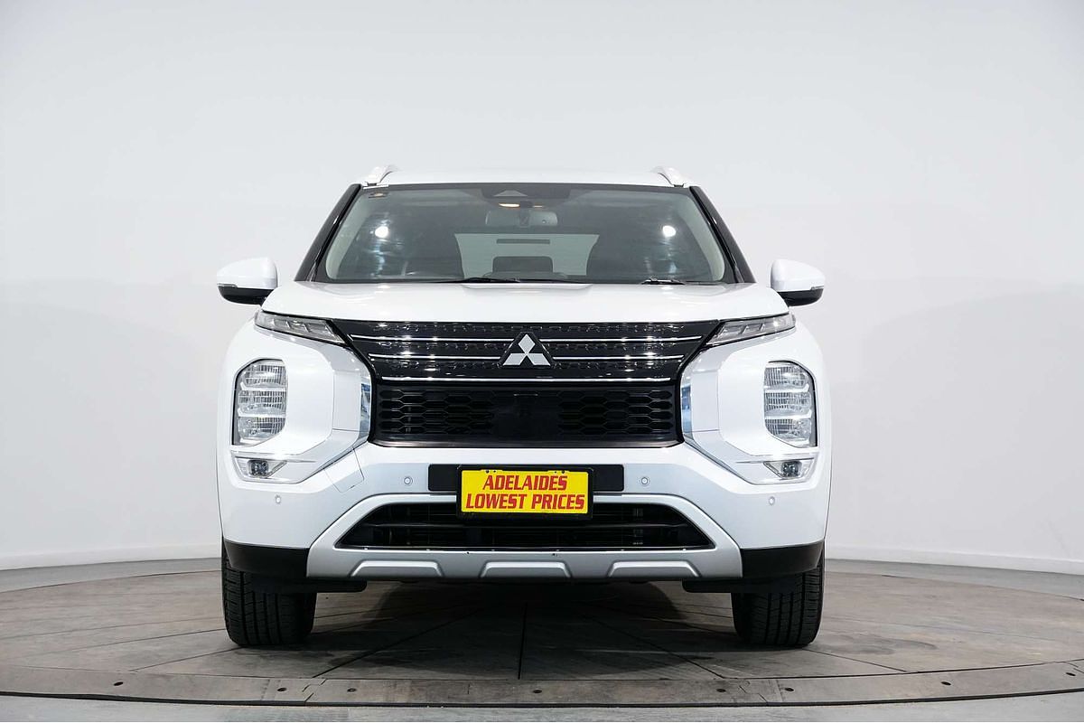 2022 Mitsubishi Outlander LS ZM