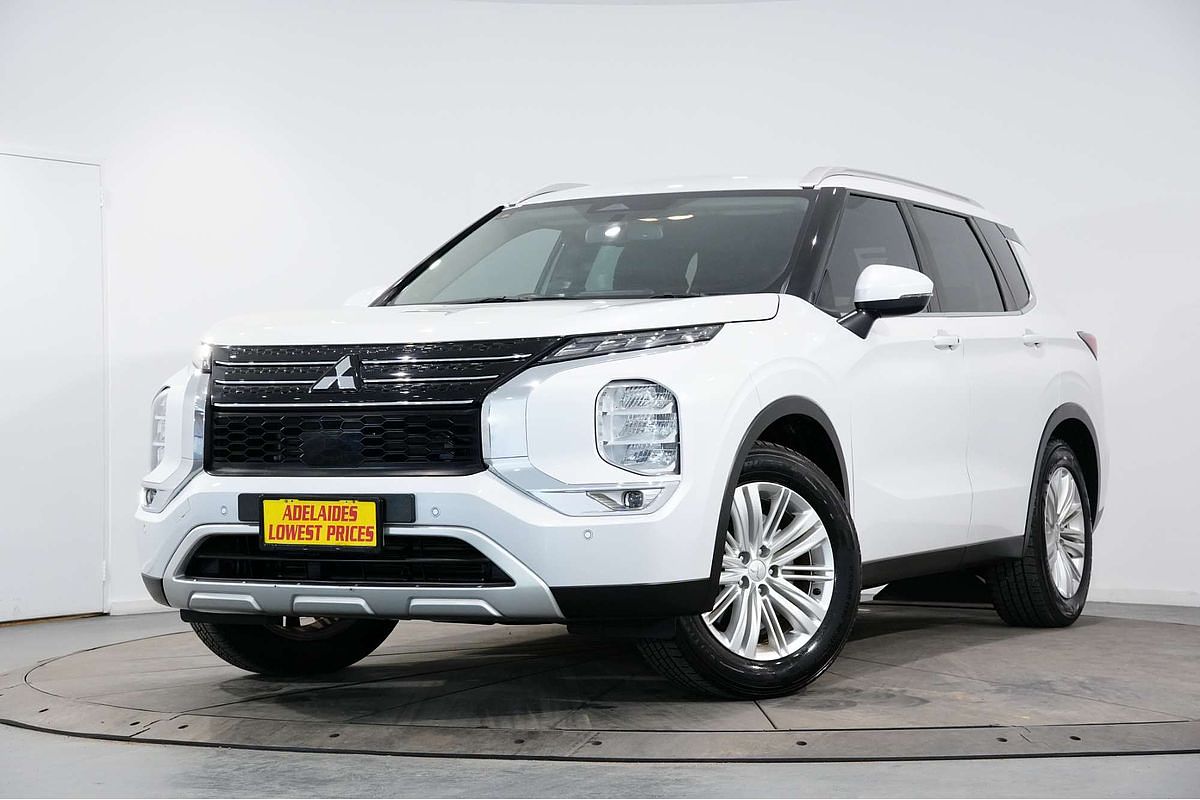 2022 Mitsubishi Outlander LS ZM