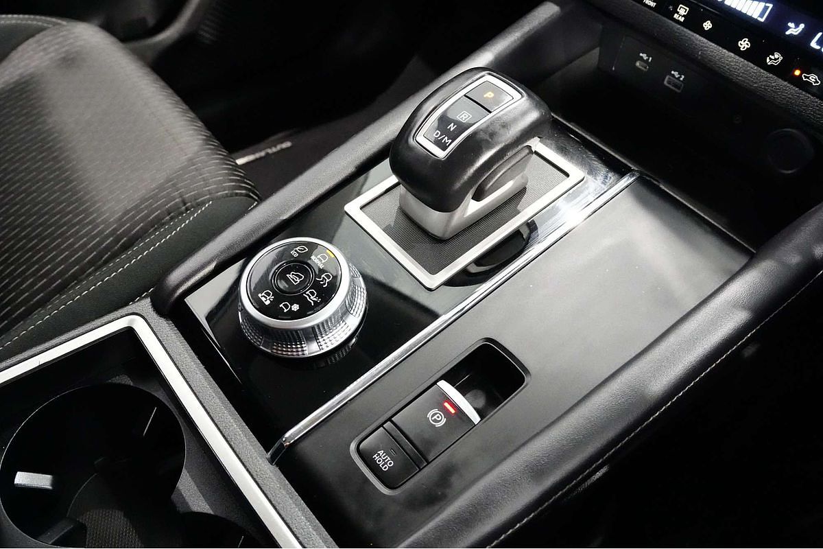2022 Mitsubishi Outlander LS ZM