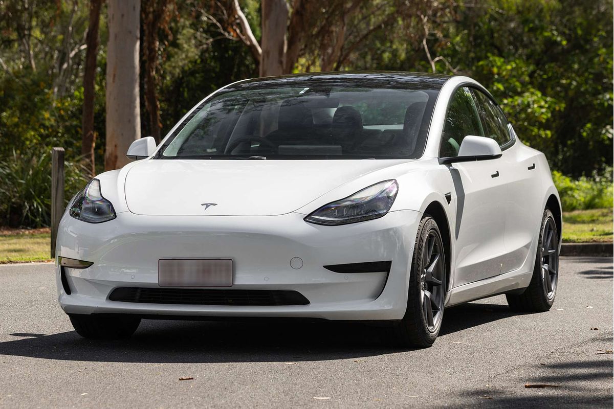 2021 Tesla Model 3 Standard Range Plus