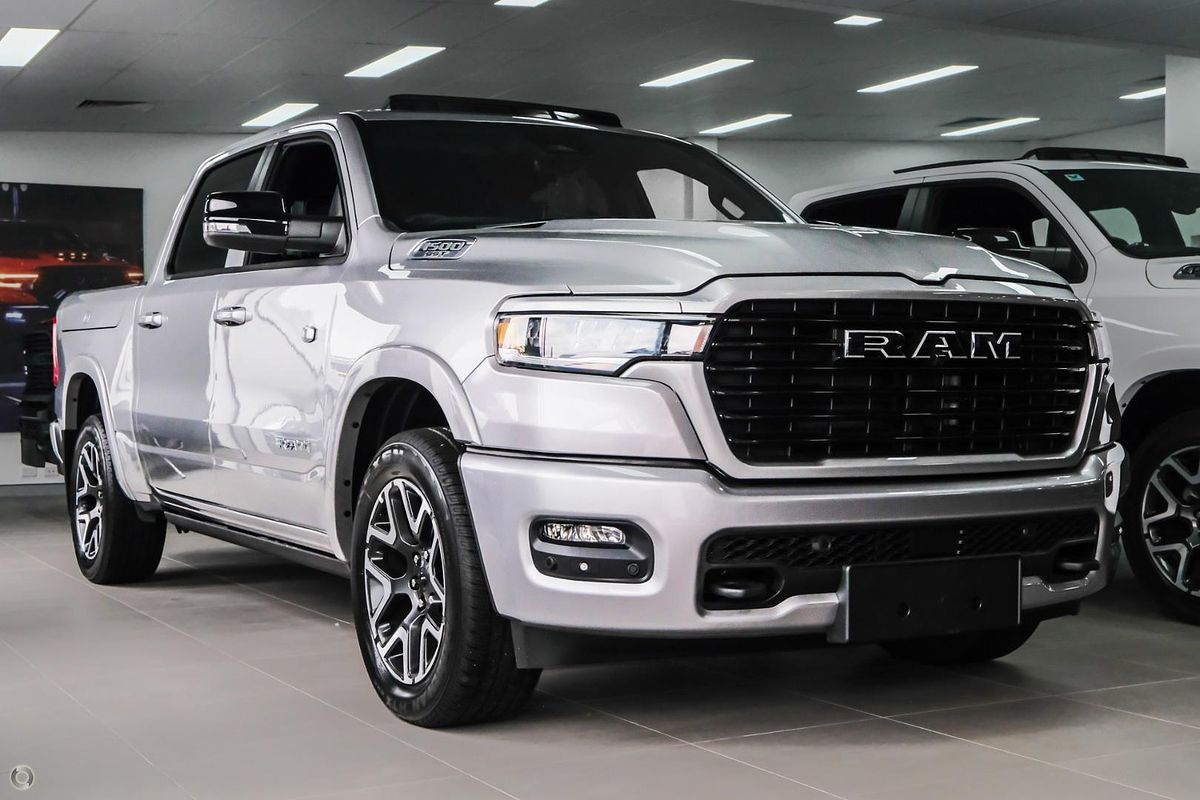 2025 RAM 1500 Laramie Sport Hurricane SO RamBox DT 4X4 SWB