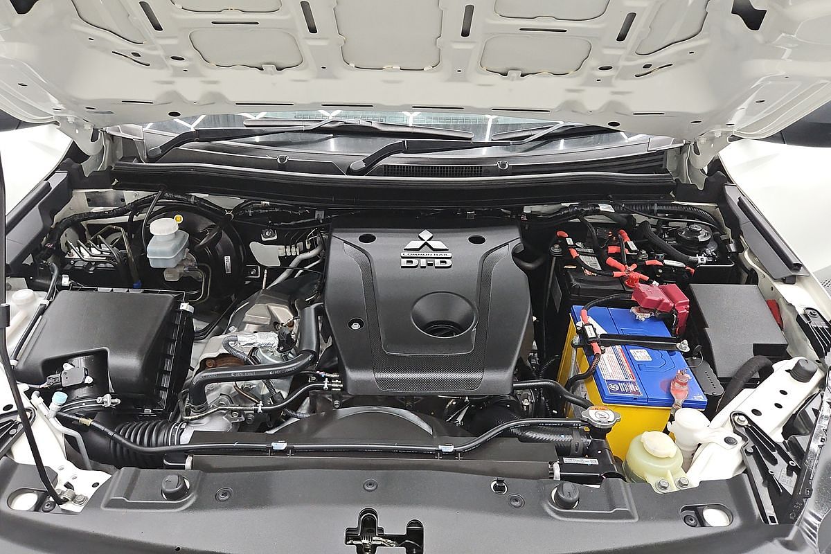 2021 Mitsubishi Triton GLX MR 4X4