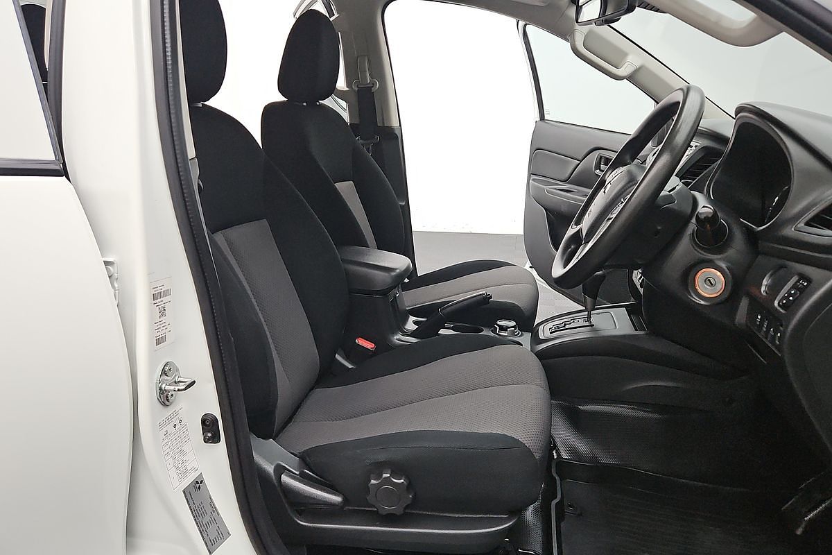 2021 Mitsubishi Triton GLX MR 4X4