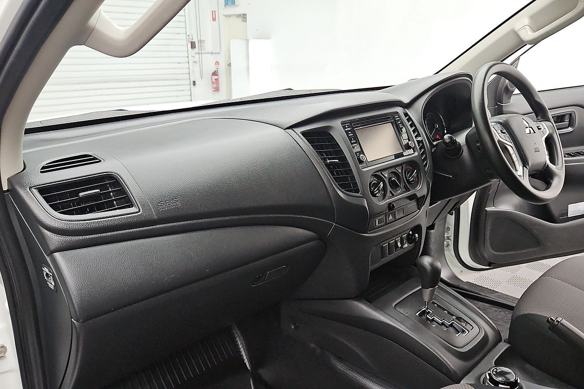 2021 Mitsubishi Triton GLX MR 4X4