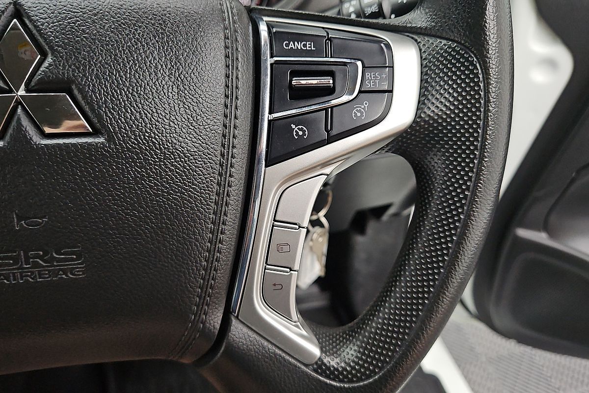 2021 Mitsubishi Triton GLX MR 4X4