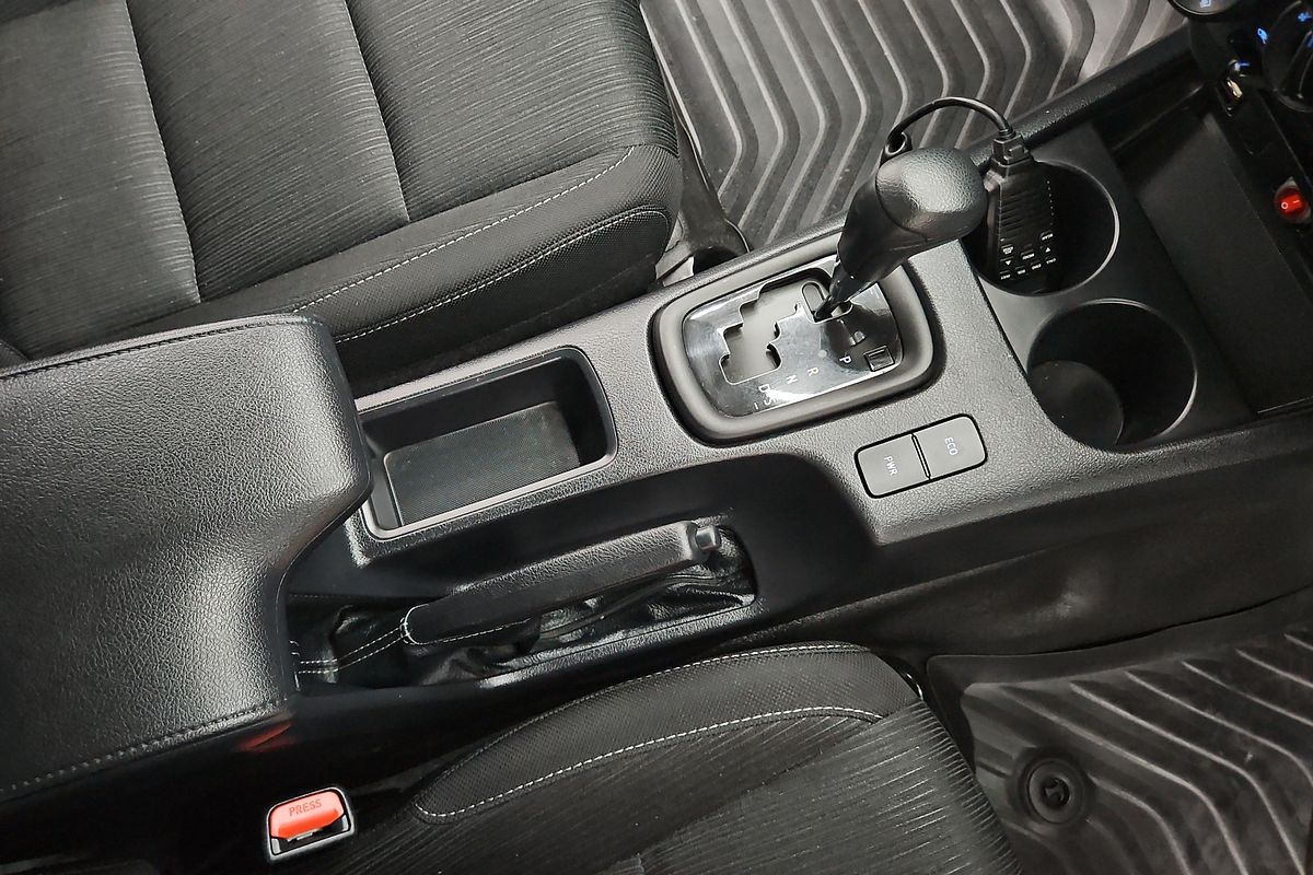 2023 Toyota Hilux SR GUN126R 4X4