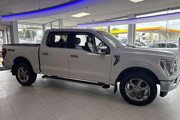 2023 Ford F-150 Lariat 4X4 SWB thumb-1