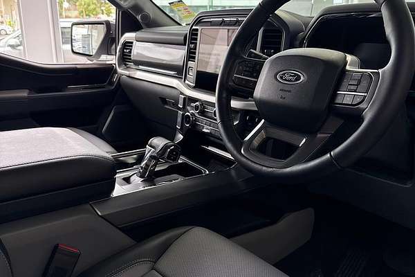 2023 Ford F-150 Lariat 4X4 SWB thumb-6