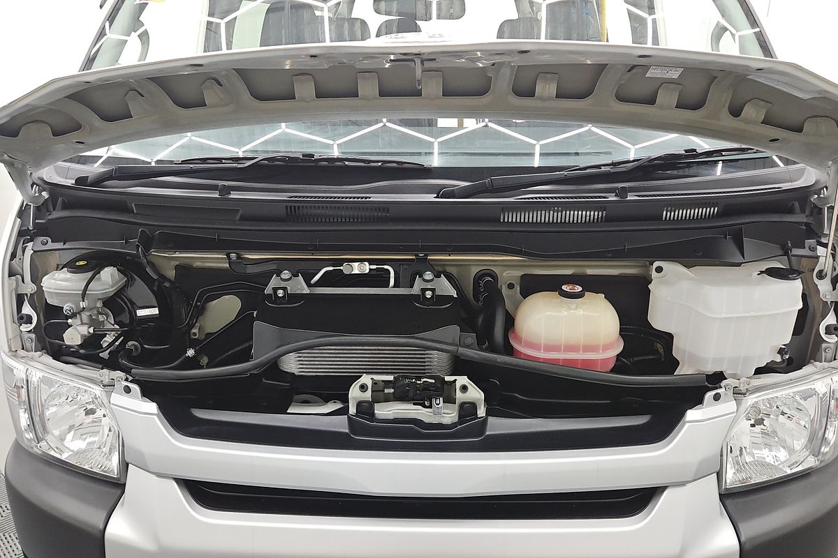 2019 Toyota Hiace Commuter KDH223R ELWB High Roof