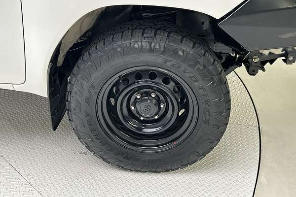 2021 Toyota Hilux Workmate GUN125R 4X4 thumb-9